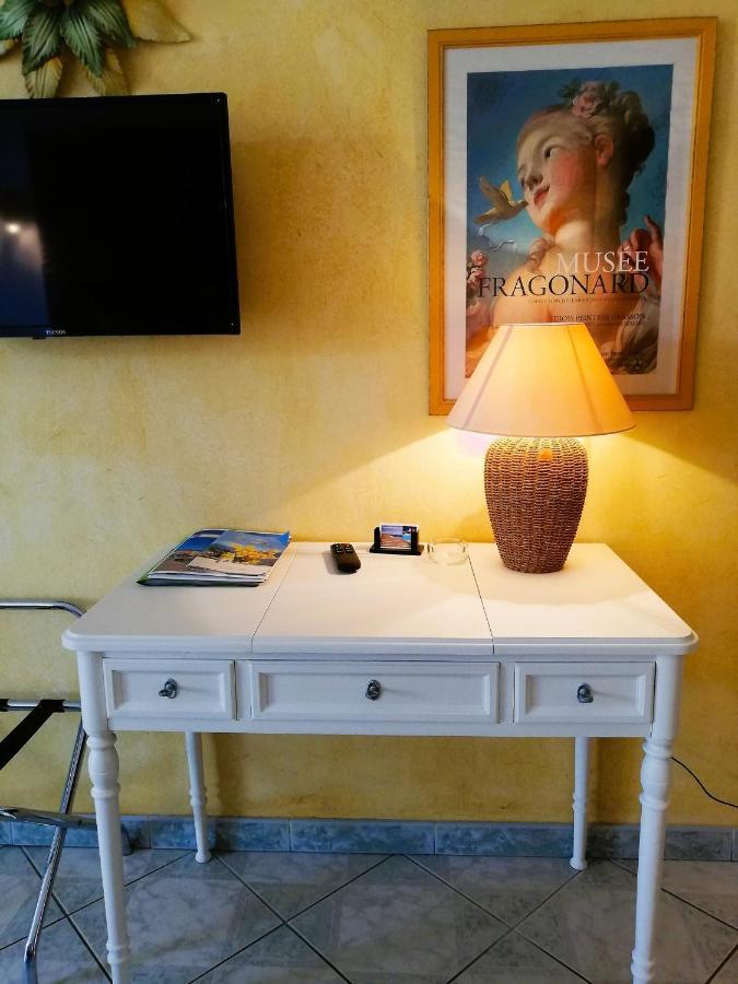 Chambre d'hôtes La Potinière Saint-Raphaël Extérieur photo