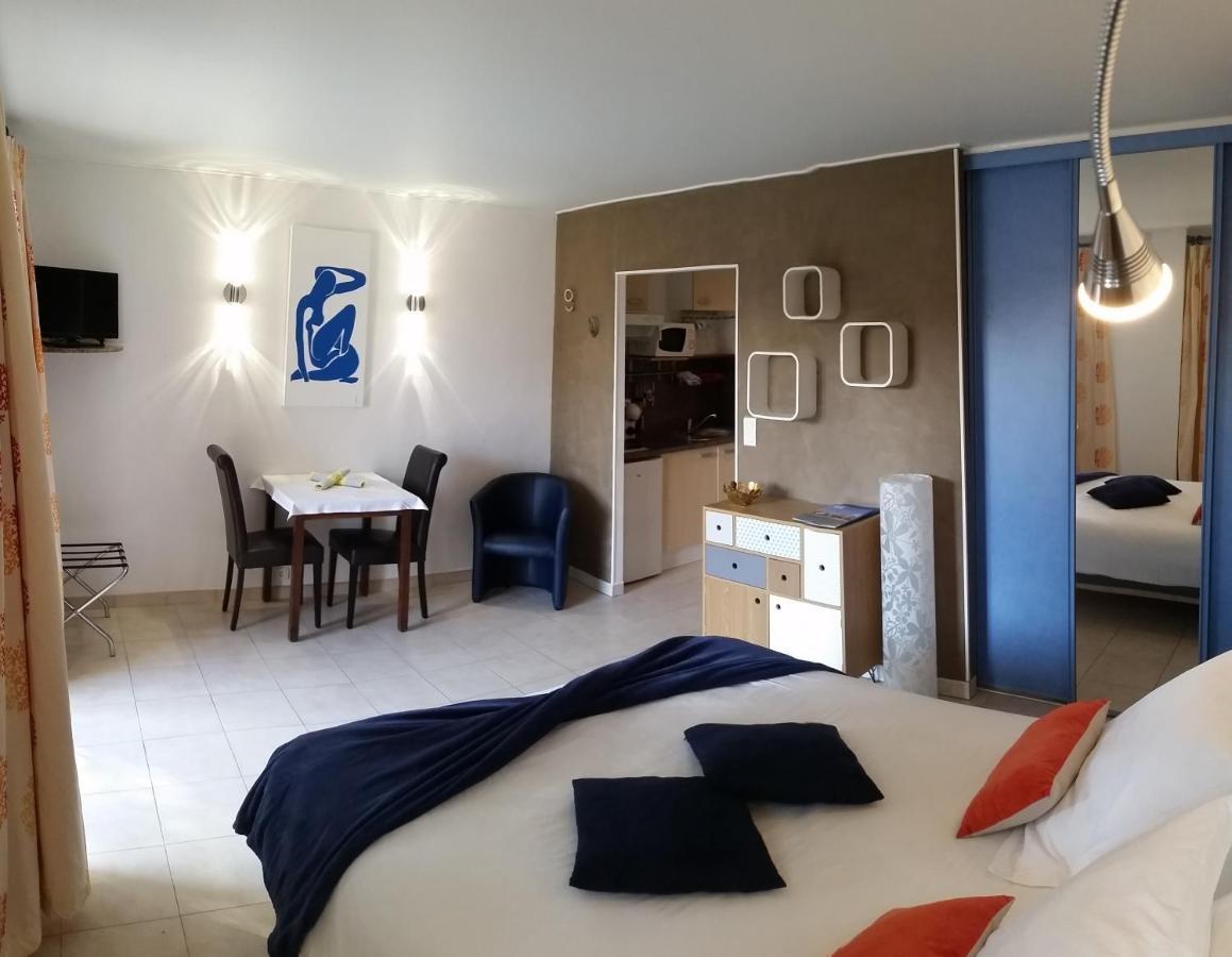 Chambre d'hôtes La Potinière Saint-Raphaël Extérieur photo