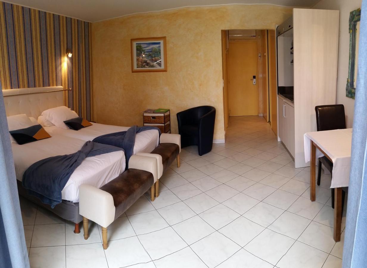Chambre d'hôtes La Potinière Saint-Raphaël Extérieur photo